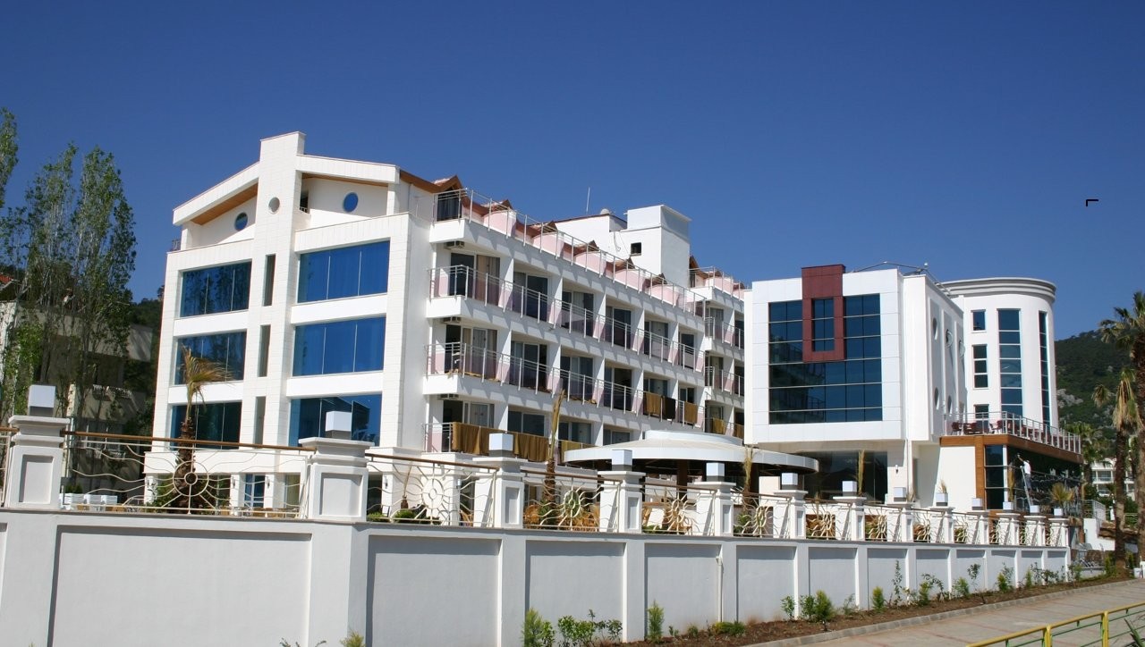 İdeal Otel, alüminyum doğrama sistemleri